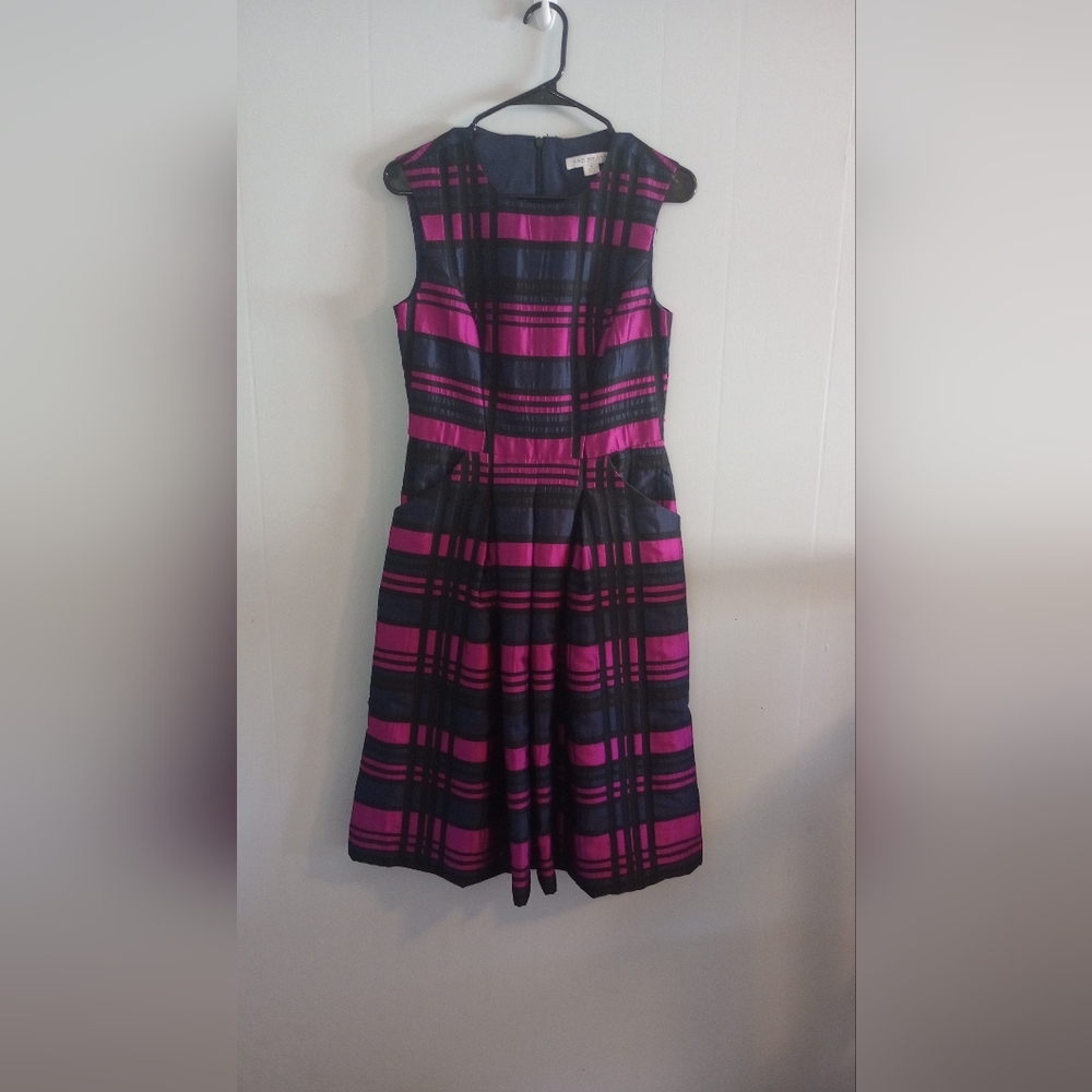 Kay Unger Sateen Finish Dress Size 6